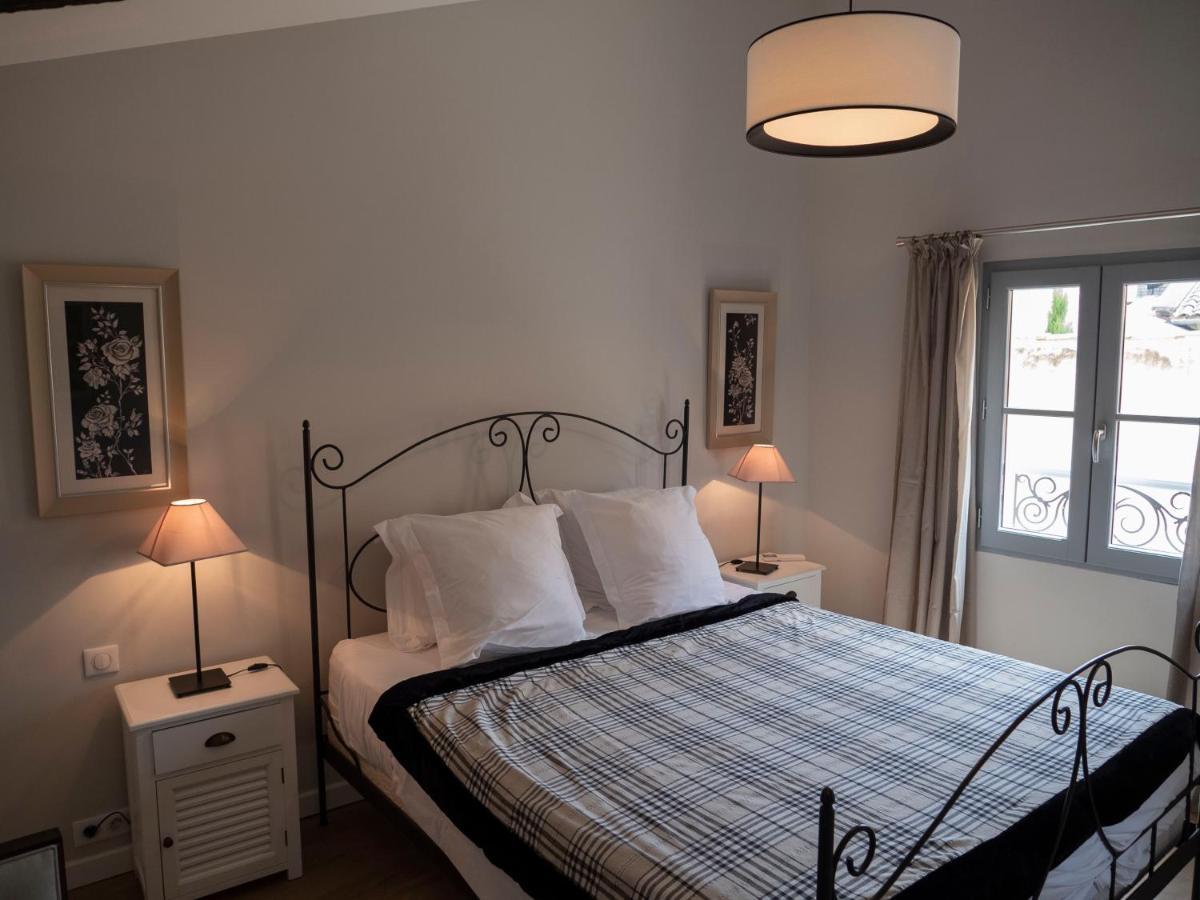 Cozy Nest In The Center Of Isle Sur La Sorgue For 4 People Apartment L'Isle-sur-la-Sorgue Exterior photo